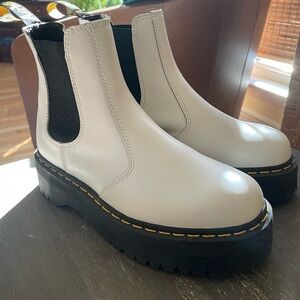 Doc Martens-White leather platform Chelsea boot-Never worn